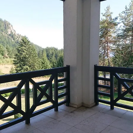 Mountain View 541 سموليان