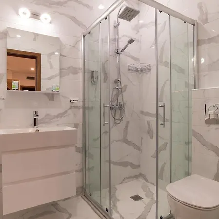 Mountain View 541 4* 斯莫梁