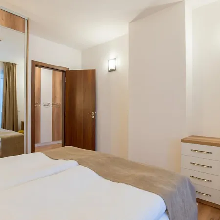 Mountain View 541 公寓式酒店